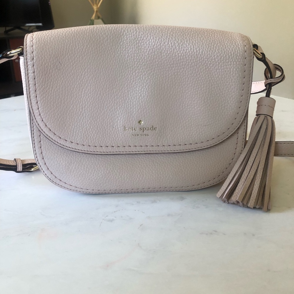 Like new blush Kate Spade crossbody